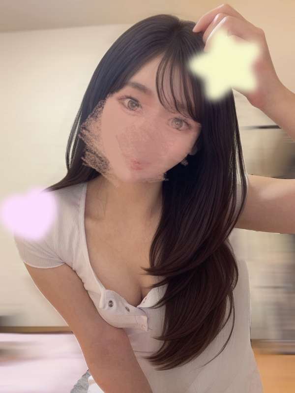 白雪ひなのセラピスト