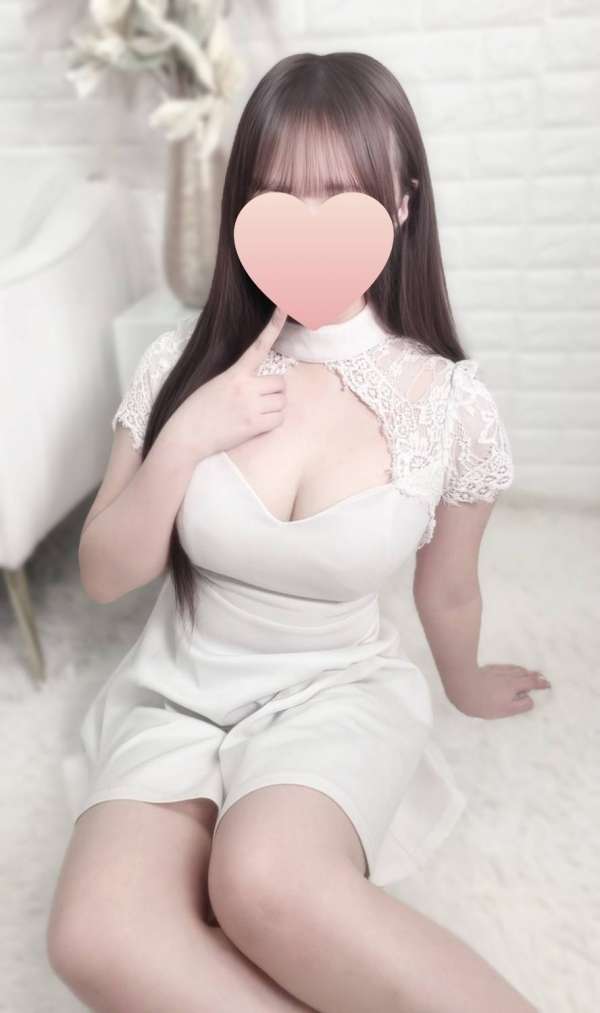 咲月ひなセラピスト