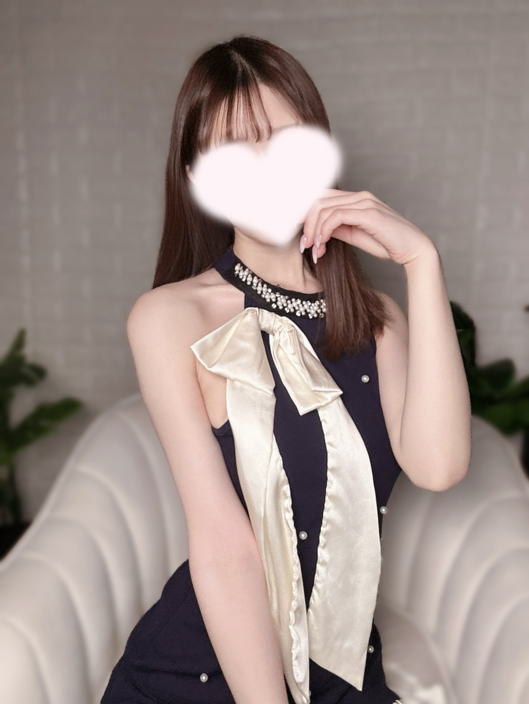 当代一の爆美女♡小鳥ななこ(21)-NANAKO KOTORI-5/29(金)デビュー！15：00～23：00