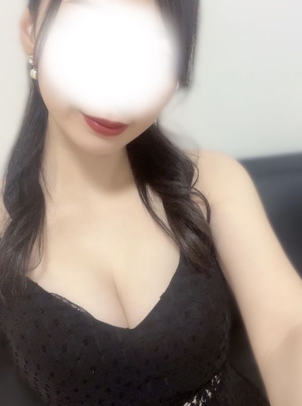 アイス食べたいが口癖になりつつある🍨
