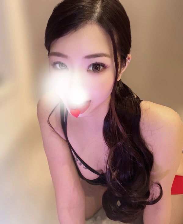 かちかち…？♡♡
